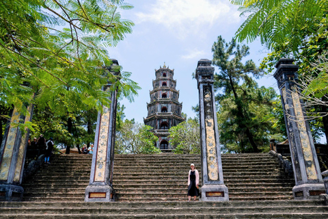 Hue: miasto cesarskie, rejs po rzece Perfume i zwiedzanie grobowców