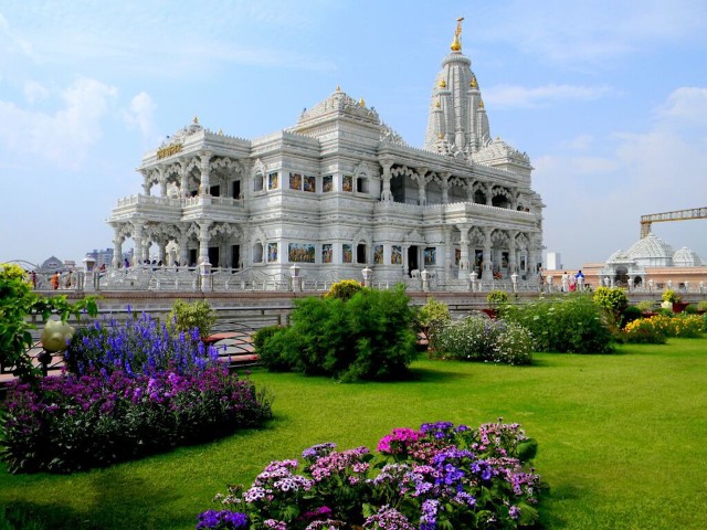Visit Same Day Tour of Mathura/Vrindavan from Agra in Vrindavan Krishna Temple