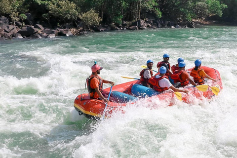 Tbilisi: Rafting on the Aragvi and Ananuri Castle Day Trip