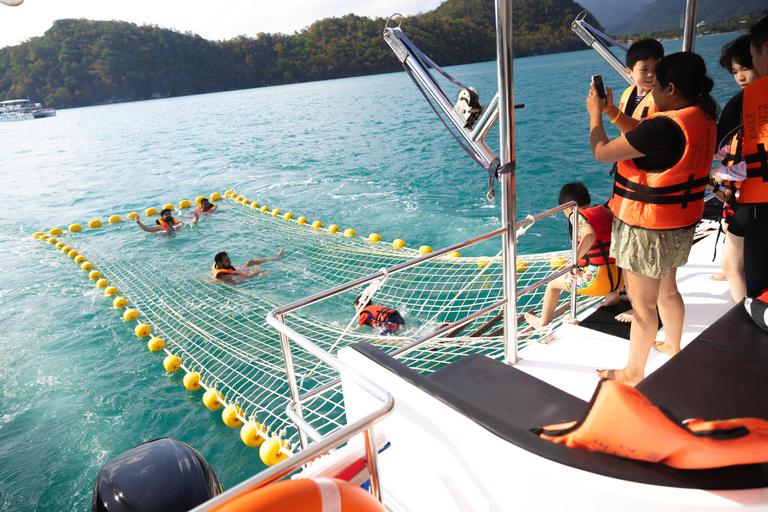 Langkawi: paquete estándar de crucero al atardecerLangkawi: Paquete estándar de crucero al atardecer