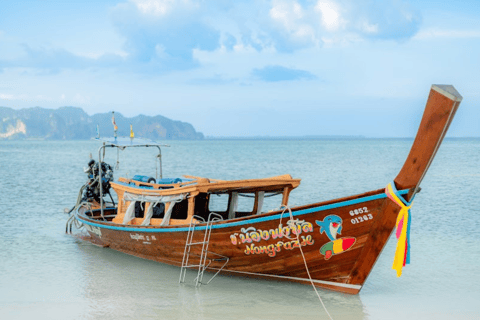 Krabi : Tour privé en bateau à longue queue des 4 îles avec visite de grottesVisite d&#039;une demi-journée au coucher du soleil : visite des 4 îles