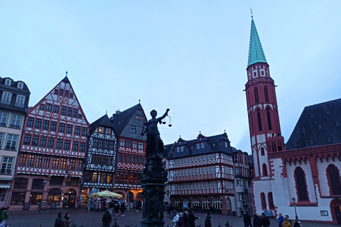 在法兰克福与当地导游一起徒步旅行在法兰克福与当地人一起进行西班牙语导览