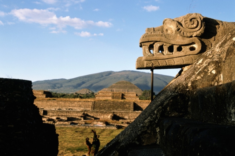 Teotihuacan i bazylika Guadalupe z mezcalem