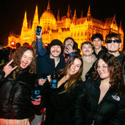 Budapest: crociera sul Danubio con DJ e pacchetti bevande