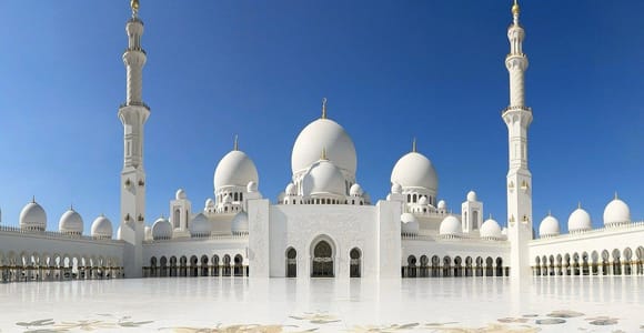 From Dubai: Abu Dhabi Guided Full-Day Sightseeing Tour