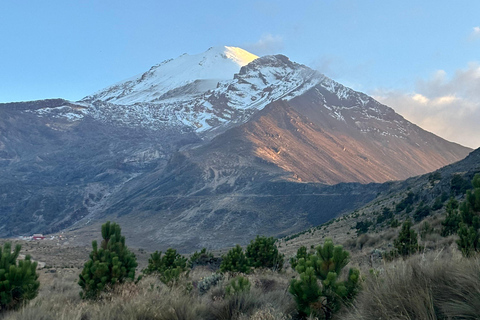 Pico de Orizaba Summit: 2-Day Tour with Gear and Personalized Tour Guide Pico de Orizaba Summit: 2-Day Tour with Equipment and Personalized Guide