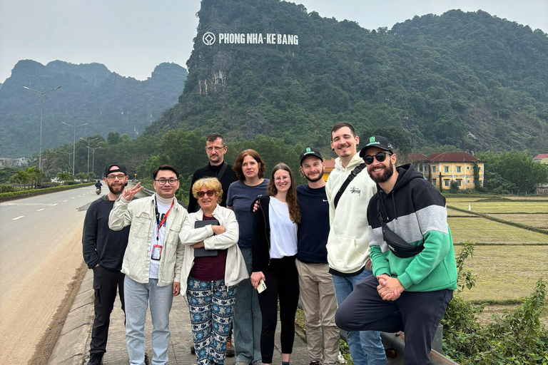 Phong Nha Cave & Paradise Cave: Guided Tour Boat & Explore Group Tour with Drop-Off in Hue