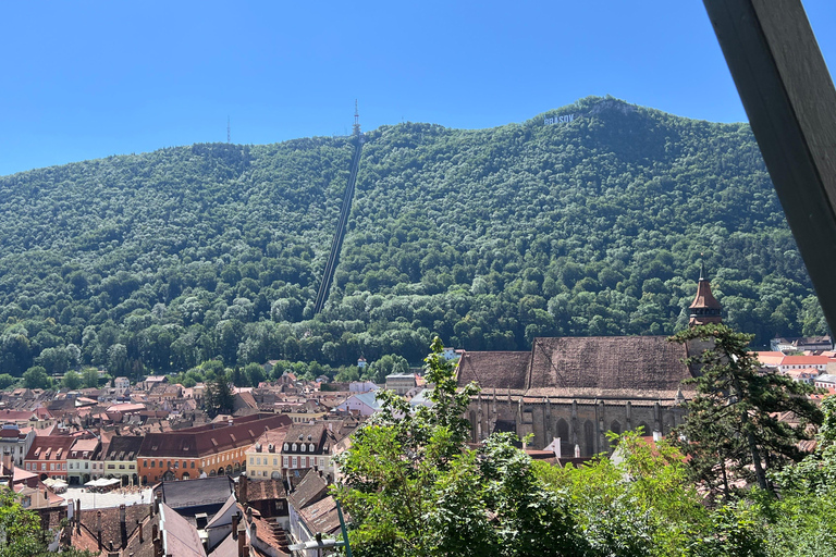 Brașov: Guided Walking Tour with Local Stories