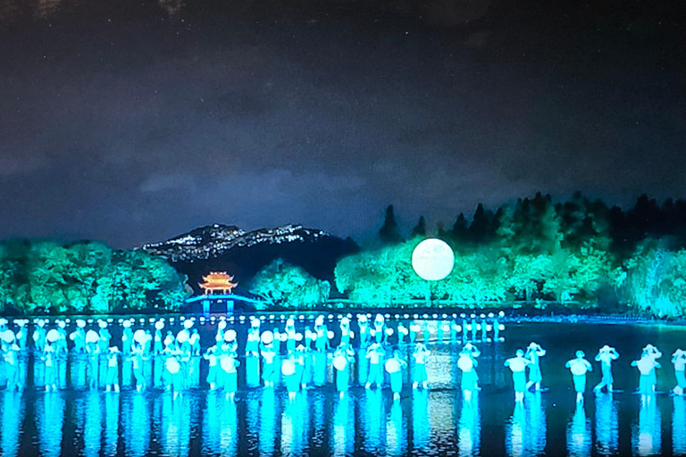Hangzhou: Private Shopping & Impression West Lake Show Tour