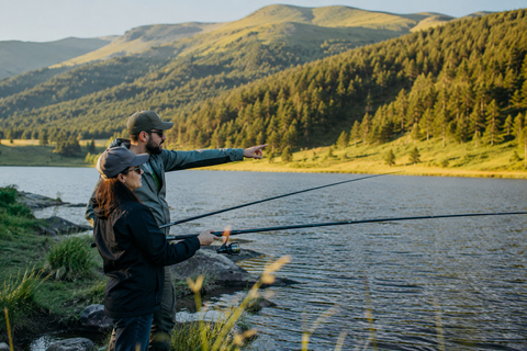 Tbilisi: Private Fishing Tour with Picnic and Guide