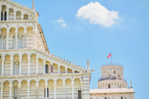 From Florence: Pisa Guided Day TourRound-trip Guided Transfer Only