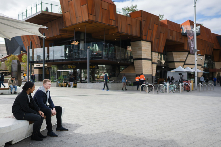 Perth: Private Walking Tour with a Local 6-Hour Tour