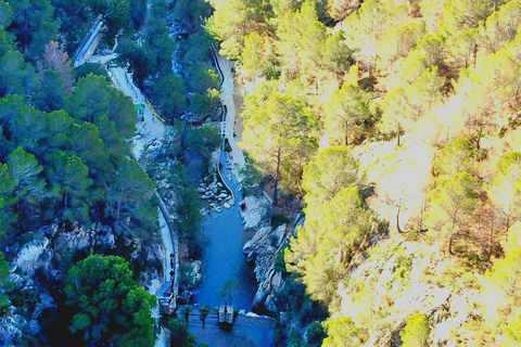 Von Alicante aus: Besuch der Algar-Wasserfälle mit Transfer