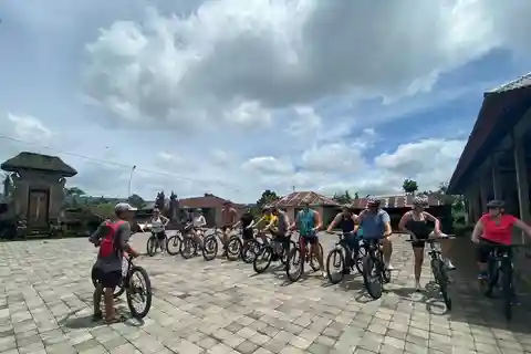 Bike Tour:Downhill,Countryside,Temple,School,Rice Field,Meal