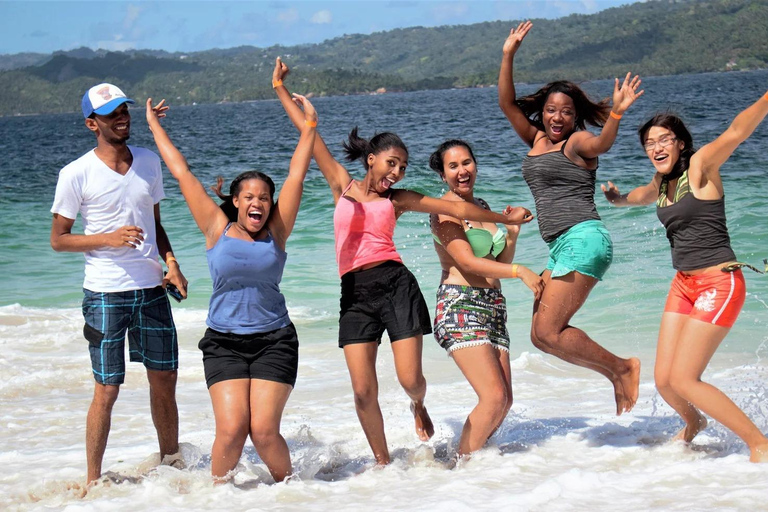 Private: Samaná Whale Sanctuary Cayo Levantado Yacht Charter