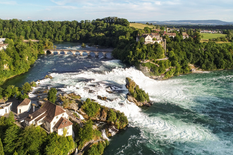 من زيورخ: جولة لنصف يوم في شلالات الراين وشافهاوزن