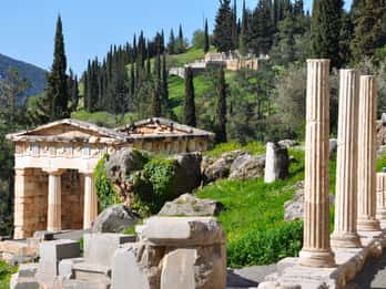 Delphi Tour from Volos