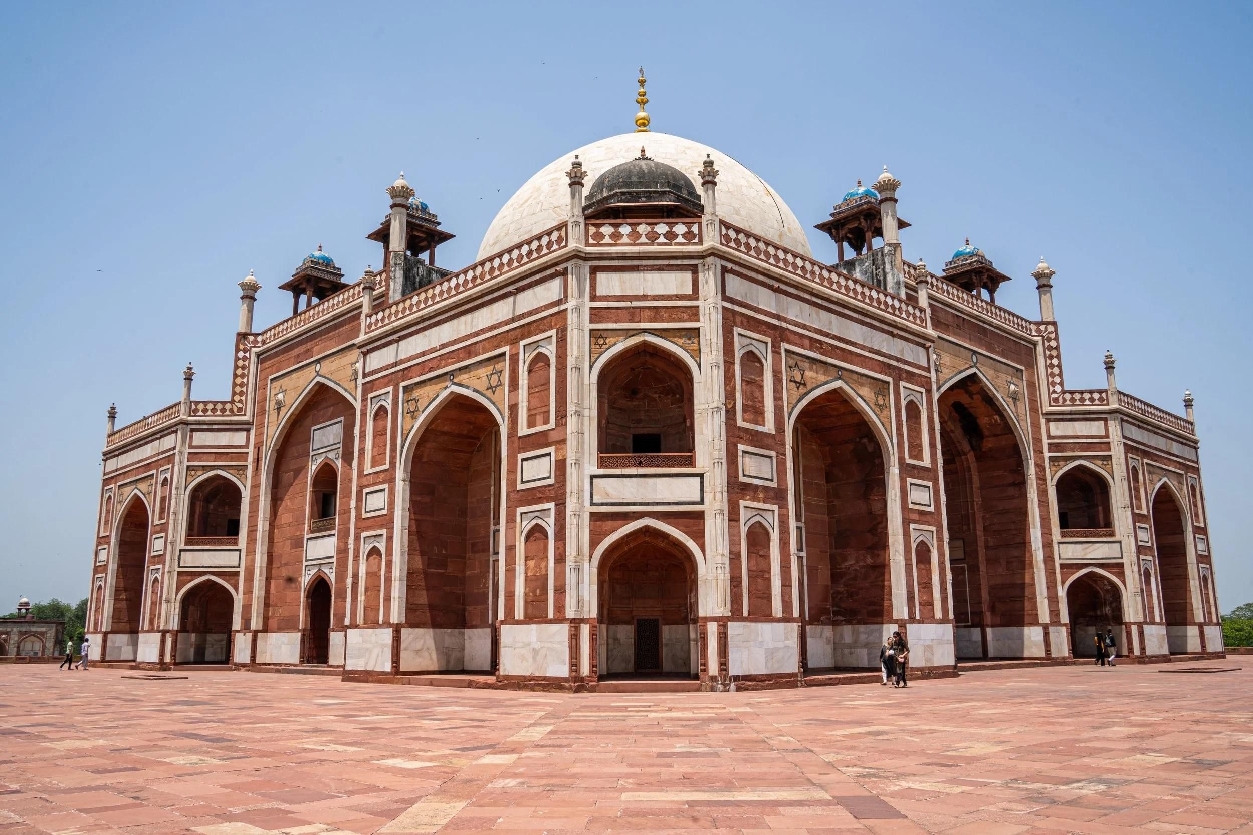 Delhi: Humayun-Mausoleum ohne Anstehen mit Transfer und Guide
