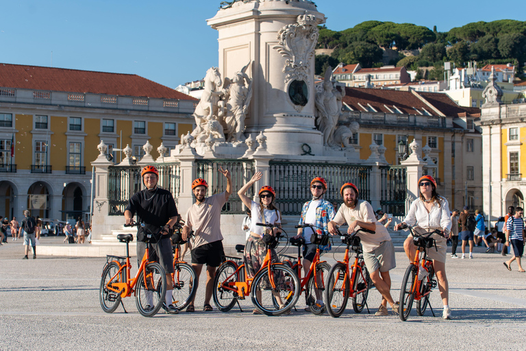 Lisbon: Guided Bike or E-Bike Tour with Viewpoints Private E-Bike Tour