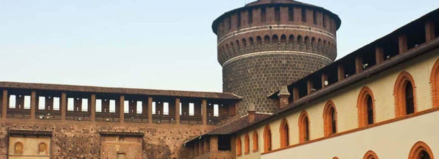 Visite guidée : Découvrez le château des Sforza et l'art de Michel-Ange