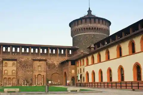 Tour guiado: Descubre el Castillo de los Sforza y el Arte de Miguel Ángel