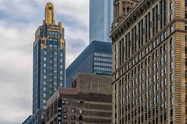 Tour privato a piedi dei punti salienti di Chicago con una guida