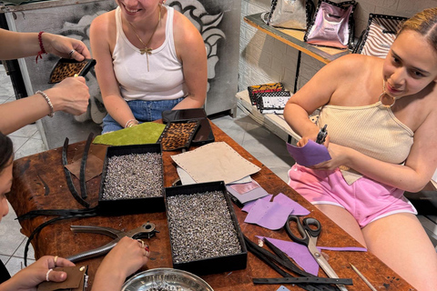 Florence: Craft a Leather Wallet in a Real Artisan Studio