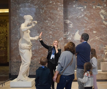 Best of the Louvre Guided Tour with Pre-booked Ticket