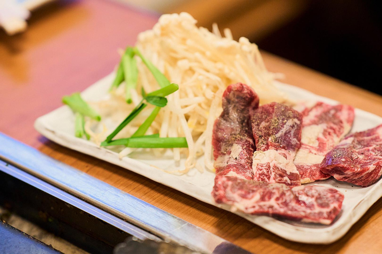 Tokyo: Asakusa Guided Food Tour with 12 Dishes & 3 Drinks