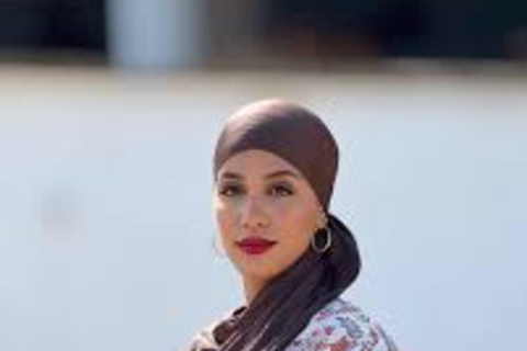 Coast: Shela Village Henna & Swahili Beauty Class with Lunch