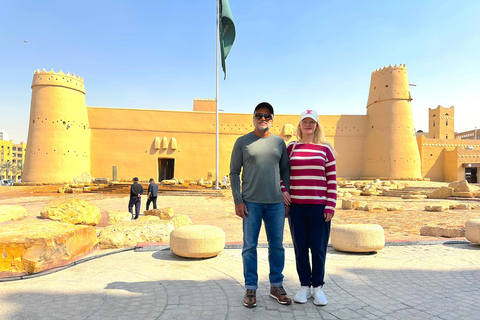 Riyadh: Cultural Guided City Tour & Historic Old Attractions Full-day shared group guided tour with Saudi lunch or dinner