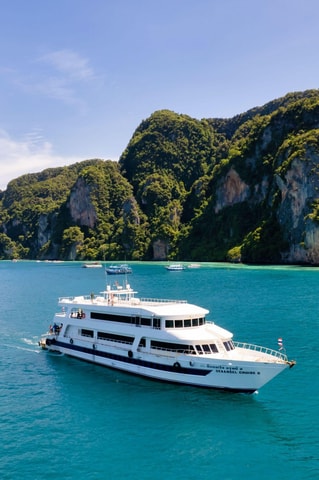 Phuket: Transfer from Airport and Ferry to Phi Phi Island
