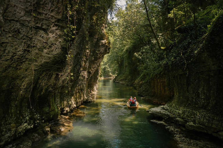 Canyon und Höhlen Tour ab Batumi (Martvili, Okatse, Prometheus)