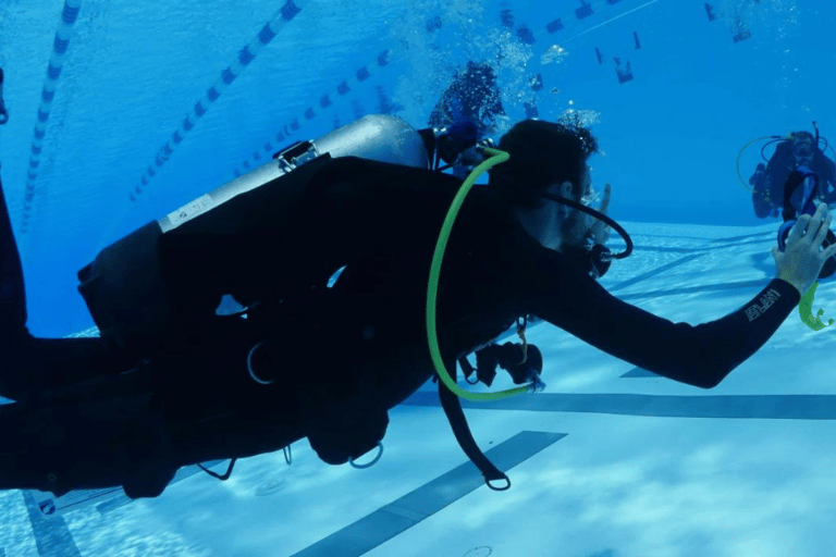 Discover Scuba Diving Beginner Scuba Lessons in Vancouver