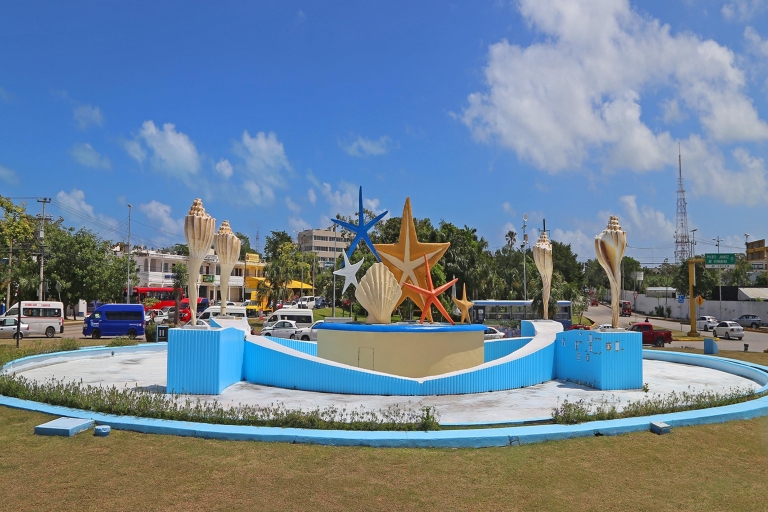 Cancun: Enjoy Ventura Water Park and a Sightseeing City Tour Ventura PLATINUM package and Cancun Sightseeing City Tour