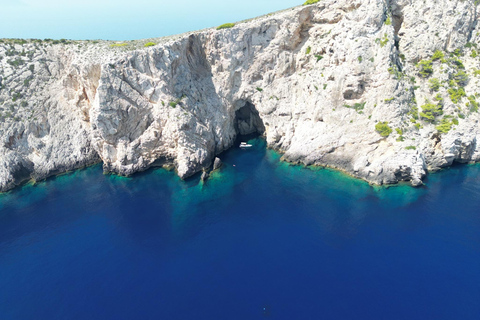 Från Split: Privat kryssning med snorkling i Blue Cave och på 5 öar