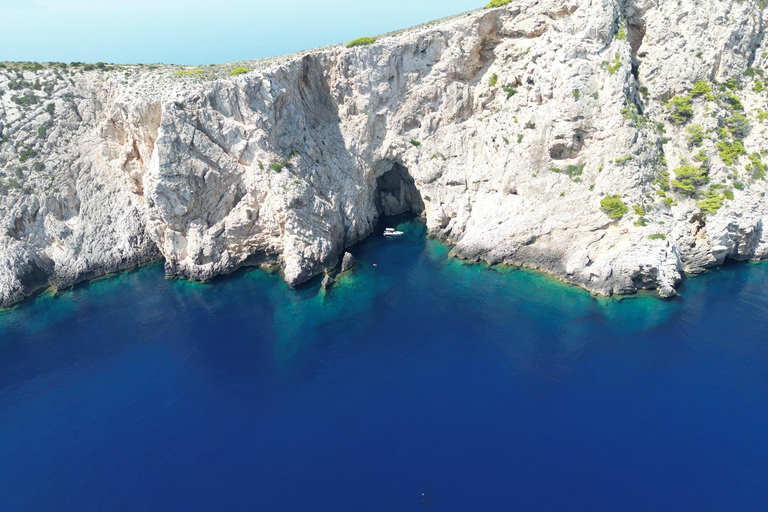 Au départ de Split : Tour privé de la grotte bleue et des 5 îles