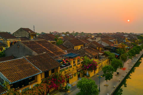 Z Hoi An/Da Nang: Odwiedź miasto Hoi An i wypuść lampionyWycieczka grupowa