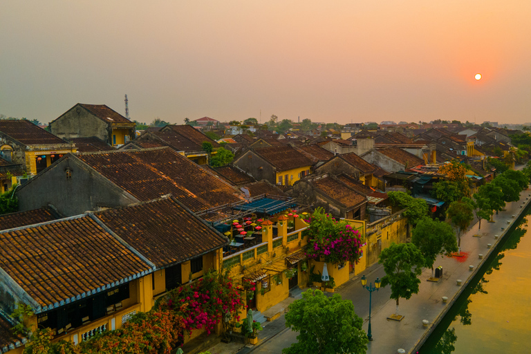 Da Hoi An/ Da Nang: Visita della città di Hoi An e liberazione delle lanterneTour di gruppo