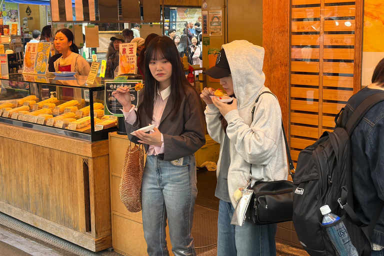 Tokyo Street Food: All-Inclusive Tsukiji Market experience