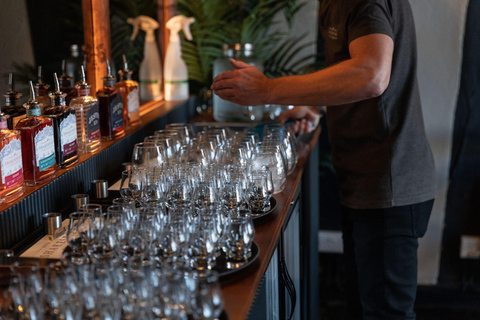 Gin-Verkostung für zwei in Judith&#039;s, Shakespeare Distillery