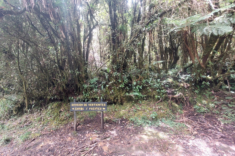 Recorrido y caminata al Volcán Barva Heredia