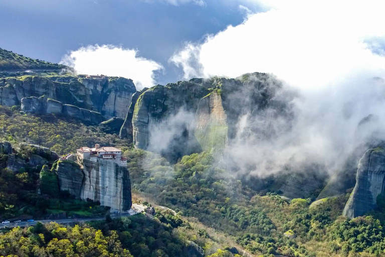 Athene: 2 dagen in Meteora met 2 rondleidingen en hotelovernachtingen4-sterrenhoteloptie