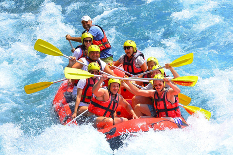 Alanya: Rafting Tour op de Witte Rivier Lunch en Hotel Transfer