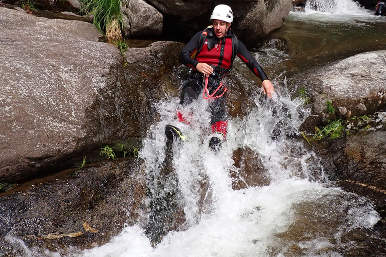 Canyoning in Girona - Freser Inferior Canyon Canyoning in Girona - Freser inferior canyon
