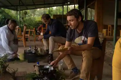 Addis Ababa Culinary :Injera Making,Coffee Brewing & Milking