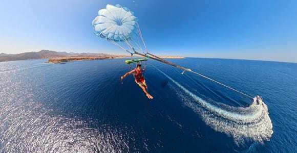 Sharm El Sheikh: Ultimate Parasail, Rides, Lunch & Pickup