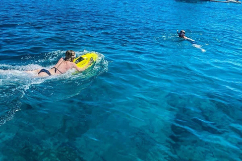 Can Picafort: 2h Private Boat Tour with Swim-Snorkel & Caves Can Picafort: Private Boat Tour 2 h - Höhlen/ Beach
