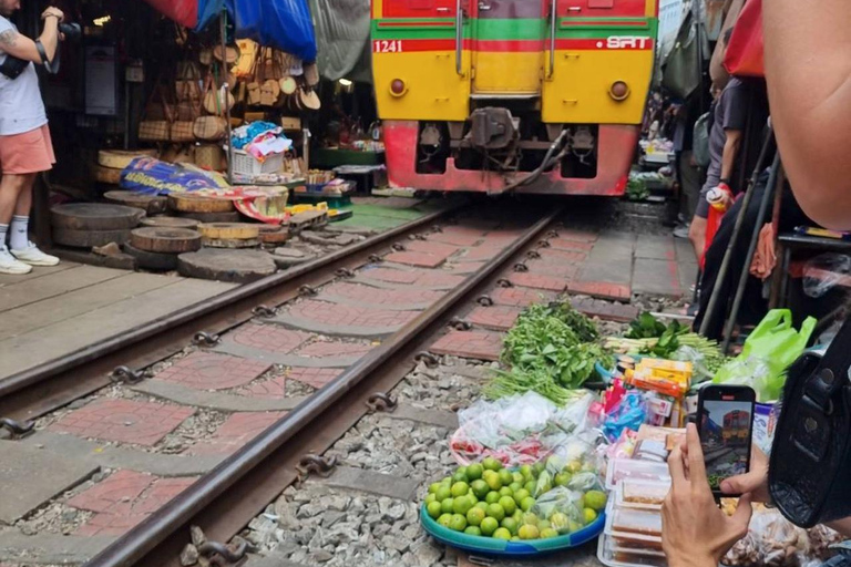 هوا هين: زيارة مذهلة لسوق مايكلونج للسكك الحديدية