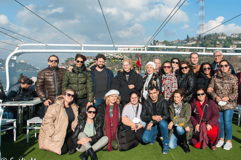 Istanbul: Bosphorus Morning or Sunset Cruise 2-Hour Bosphorus Sunset Cruise & Meeting point